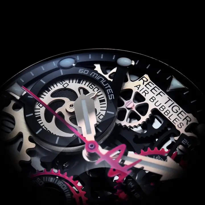 メカニックと生きる』幻想的なスケルトン腕時計【REEF TIGER】Model.792